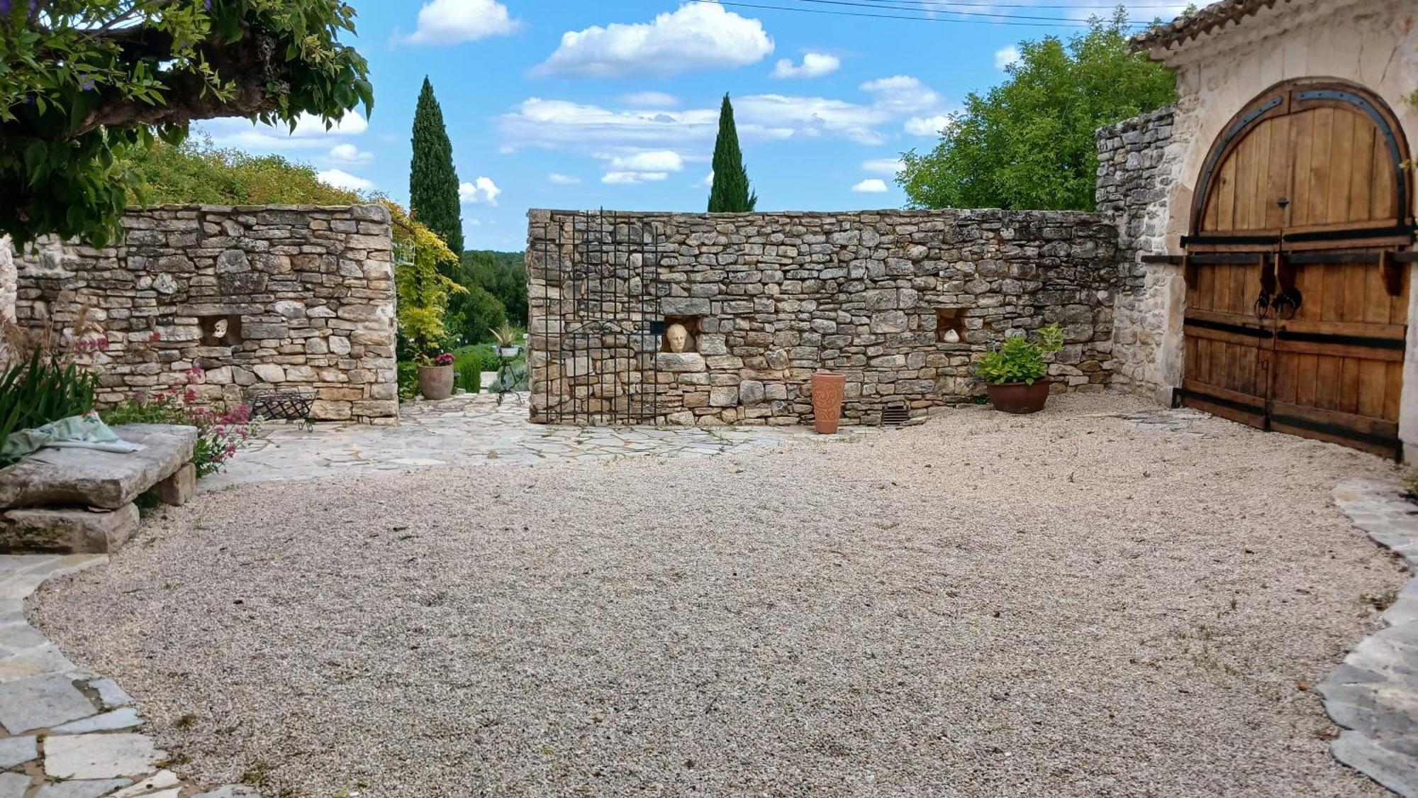 Une Nuit Au Village - Chambre D'Hotes De Charme Orgnac-lʼAven Kültér fotó